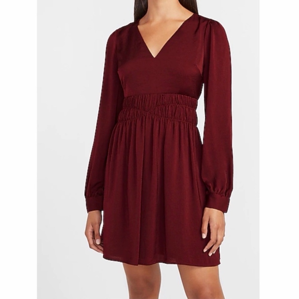 Express Women’s Burgundy Satin Smocked Waist V-Neck Long Sleeve Dress Size M